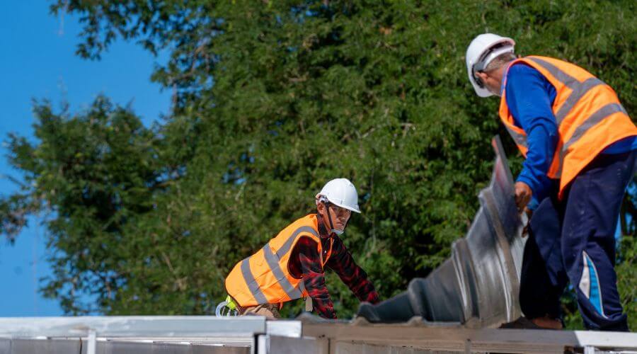 Expert flood damage restoration services in Manter, KS